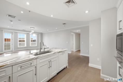 85 Memorial Road West Hartford CT 06107
