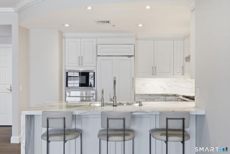 85 Memorial Road West Hartford CT 06107