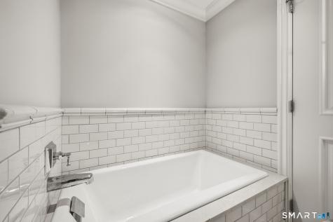 85 Memorial Road West Hartford CT 06107