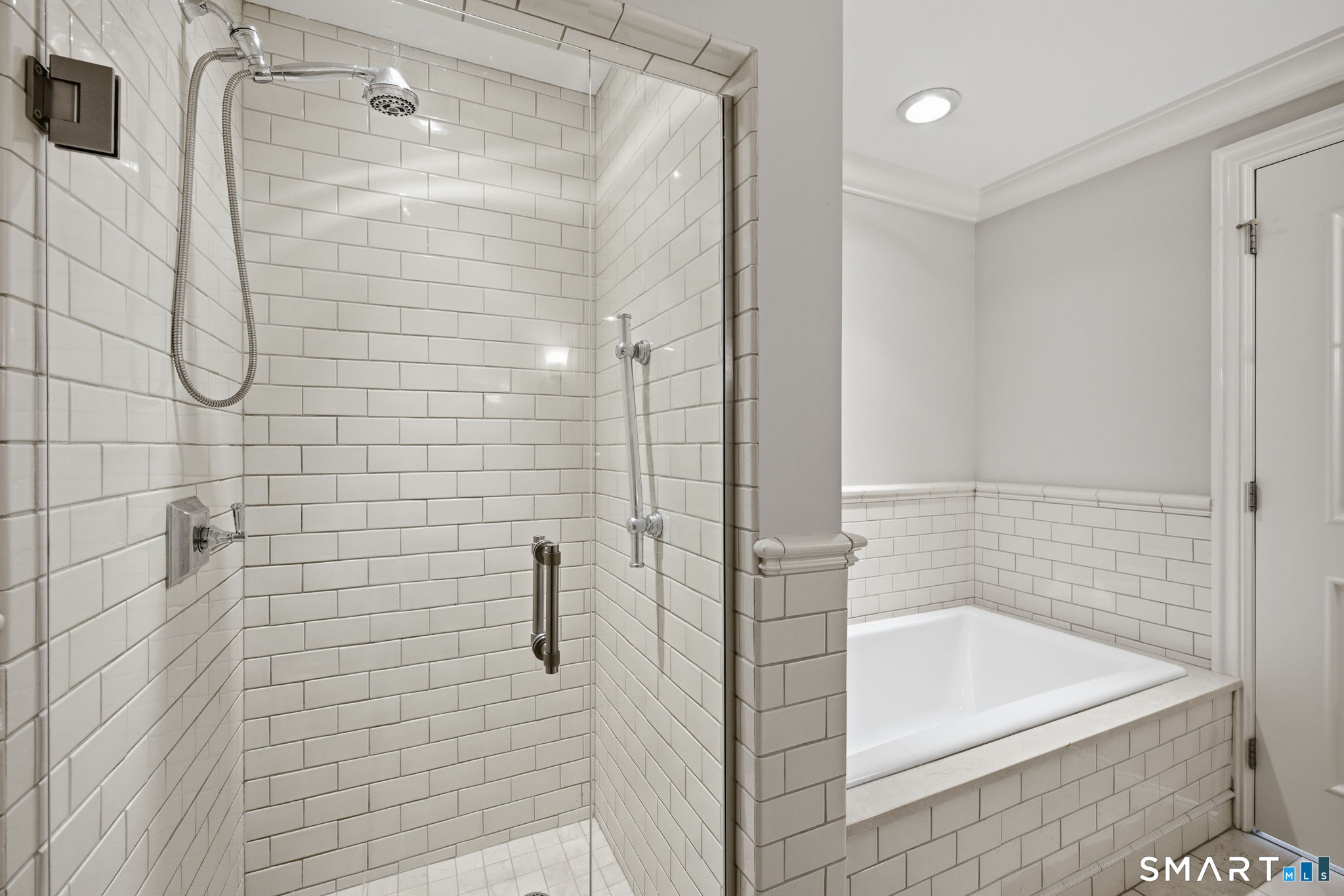 85 Memorial Road West Hartford CT 06107