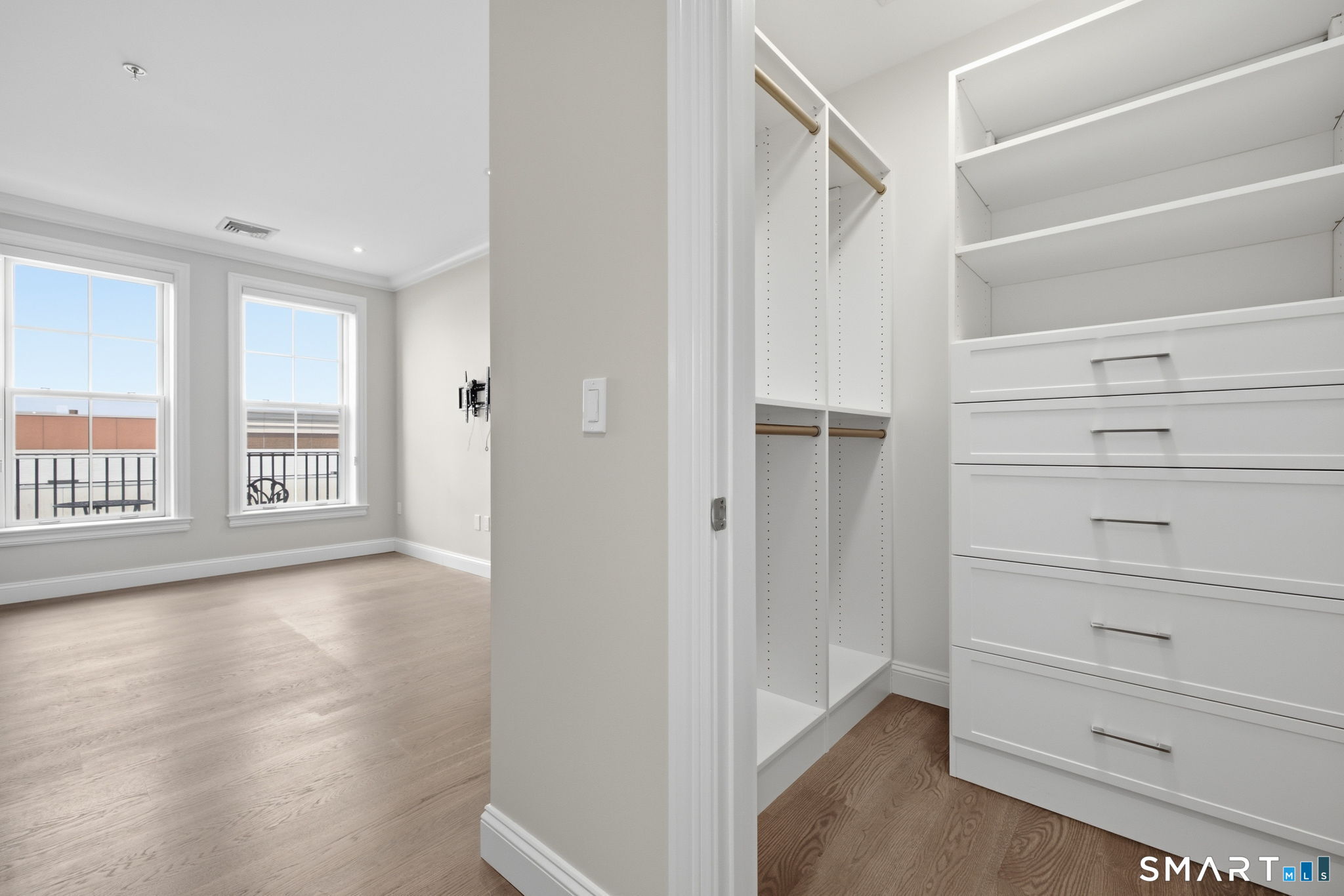 85 Memorial Road West Hartford CT 06107