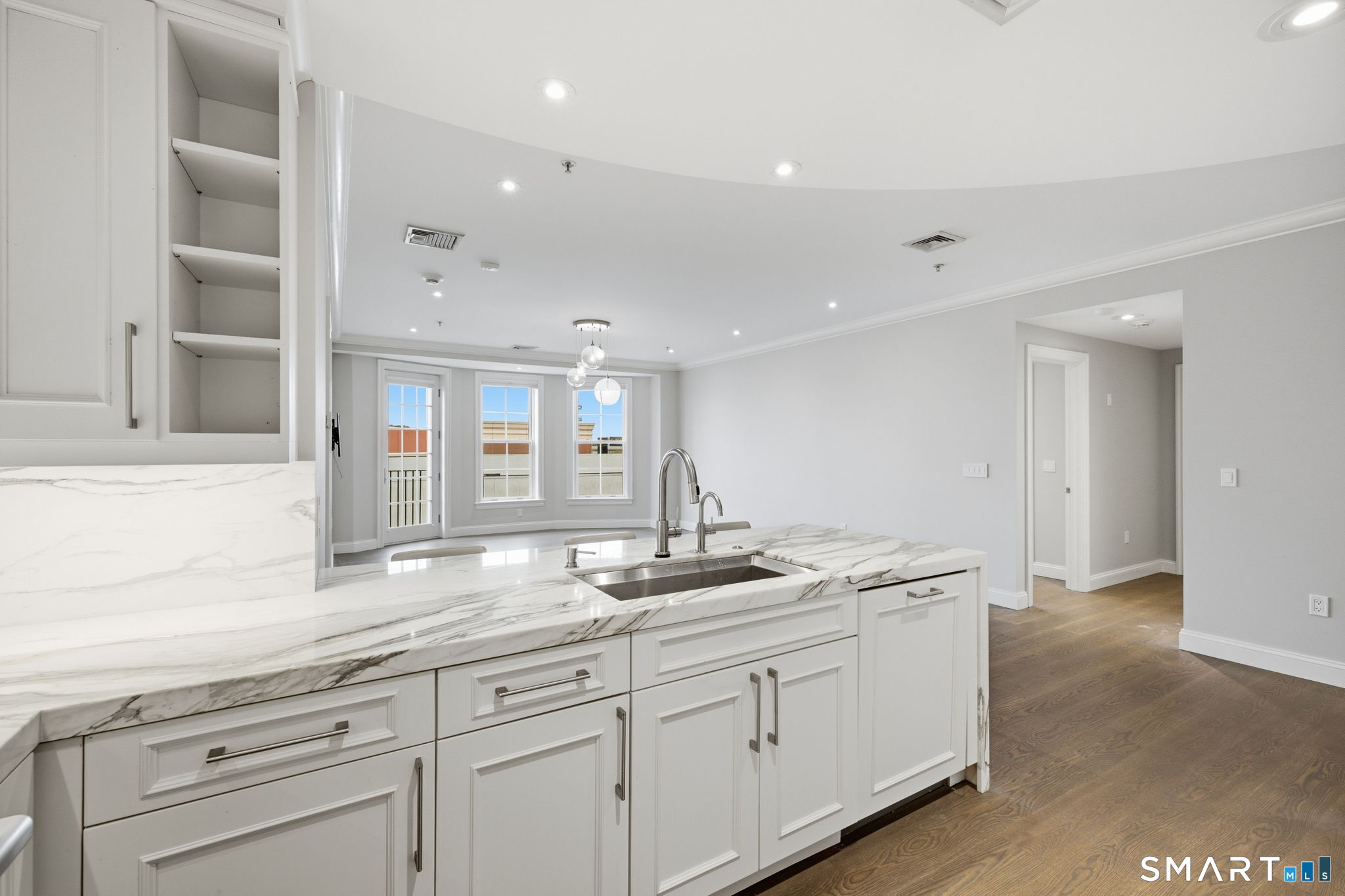 85 Memorial Road West Hartford CT 06107