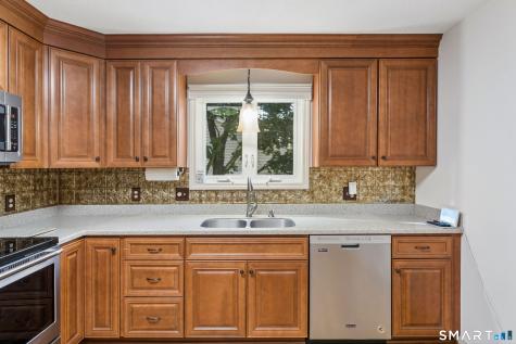 401 Lakeview Drive Southington CT 06489