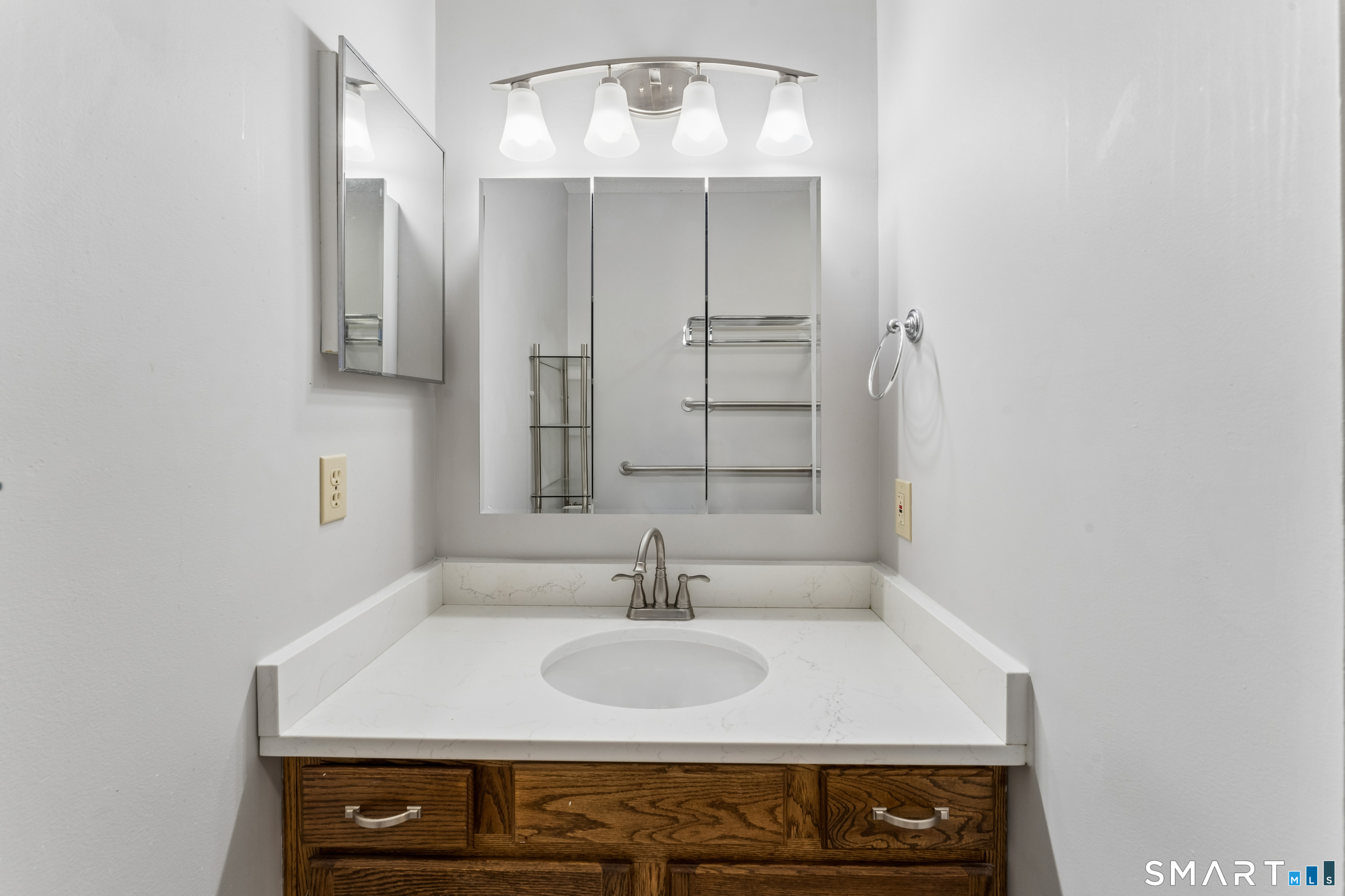 401 Lakeview Drive Southington CT 06489