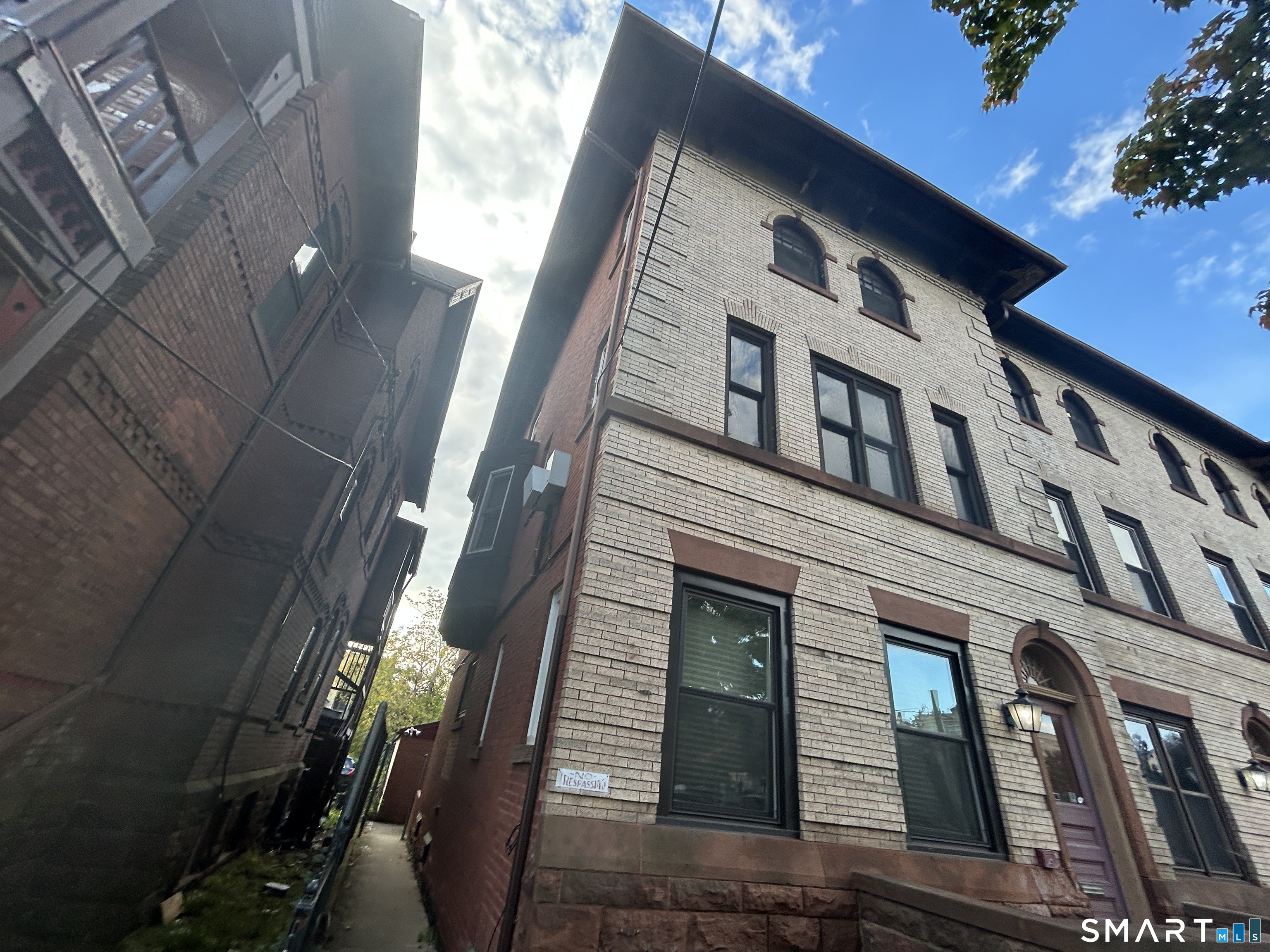 75B Imlay Street Hartford CT 06105