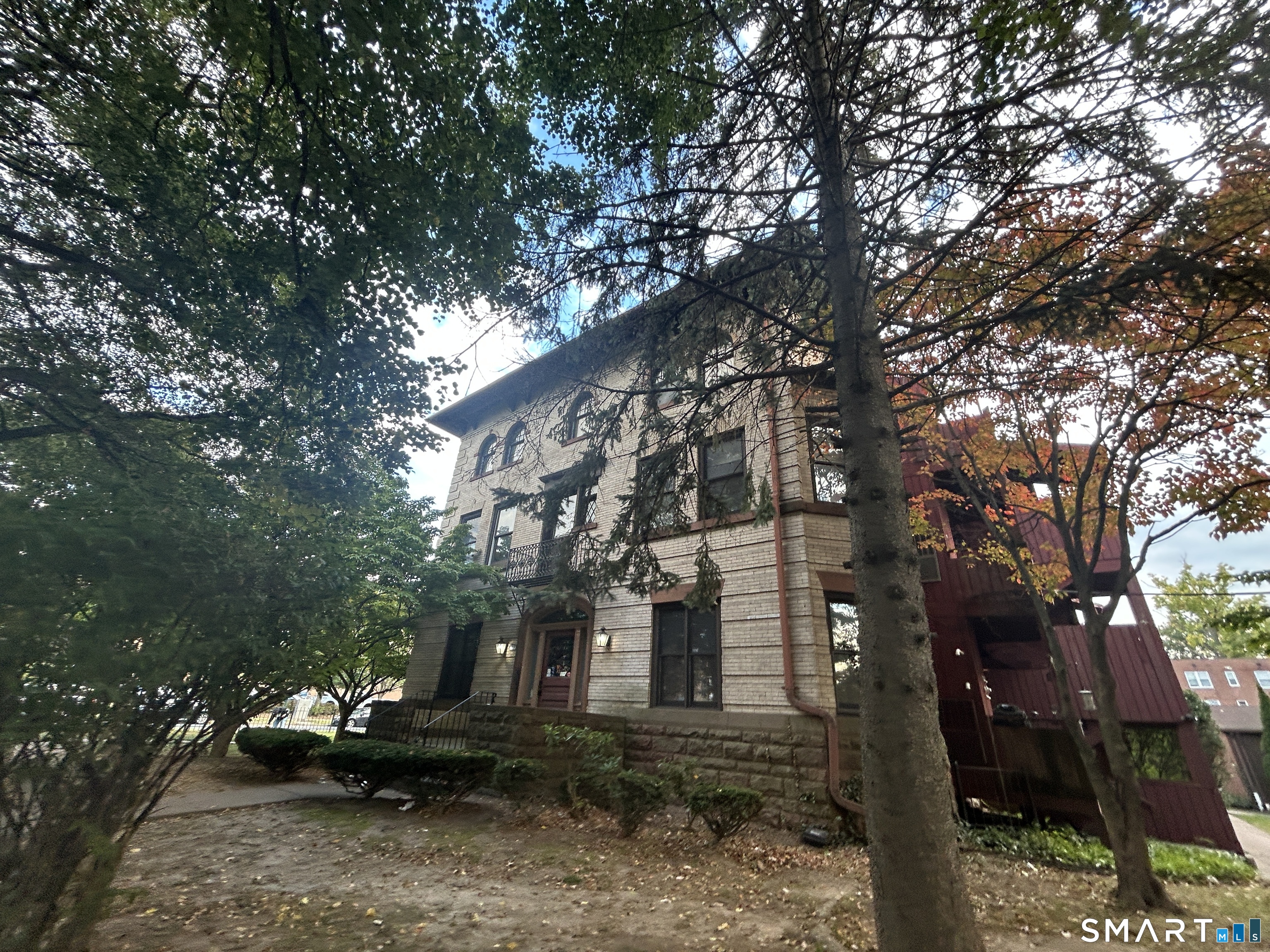 75B Imlay Street Hartford CT 06105