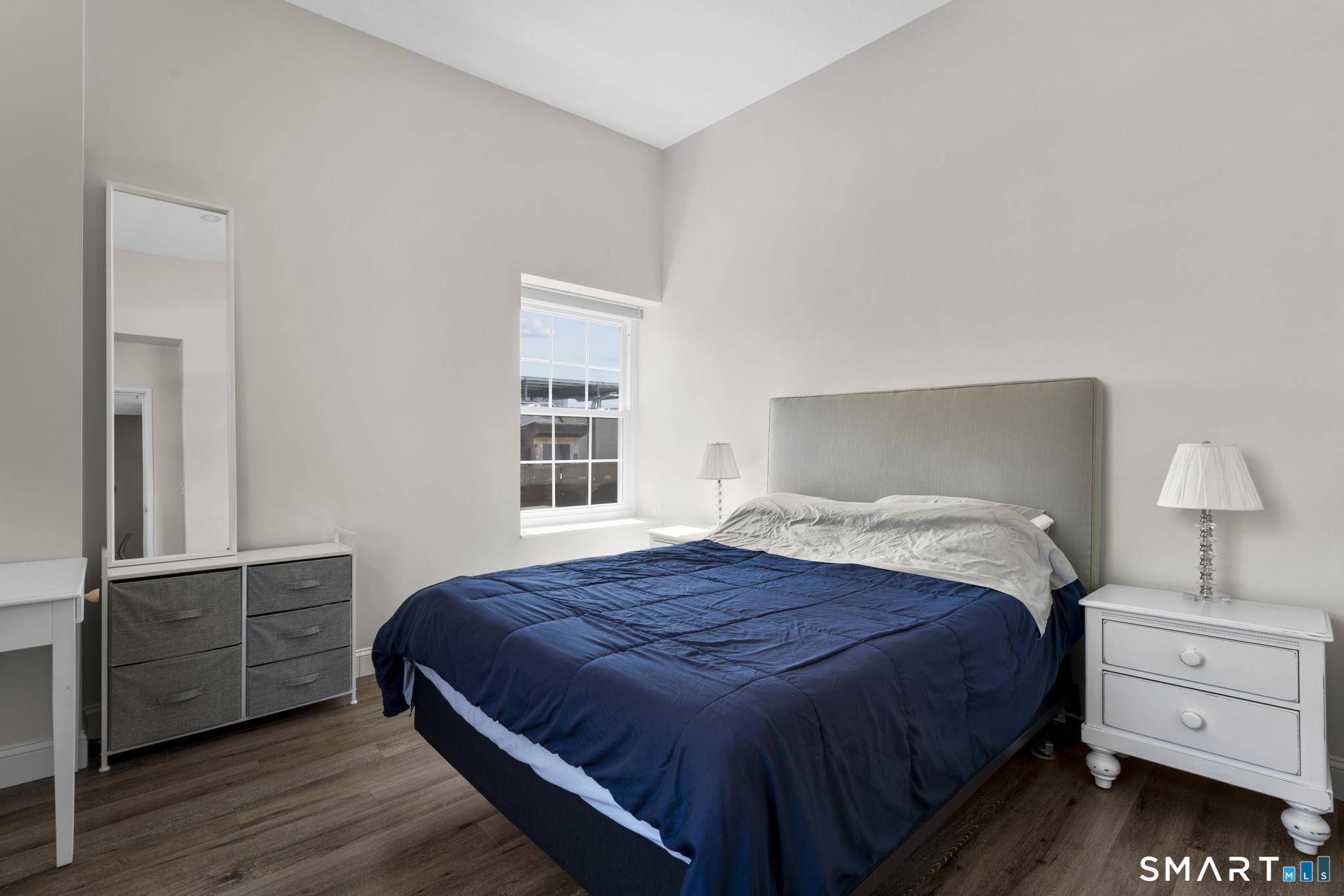 196 Crown Street New Haven CT 06510