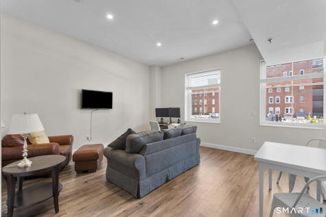 196 Crown Street New Haven CT 06510