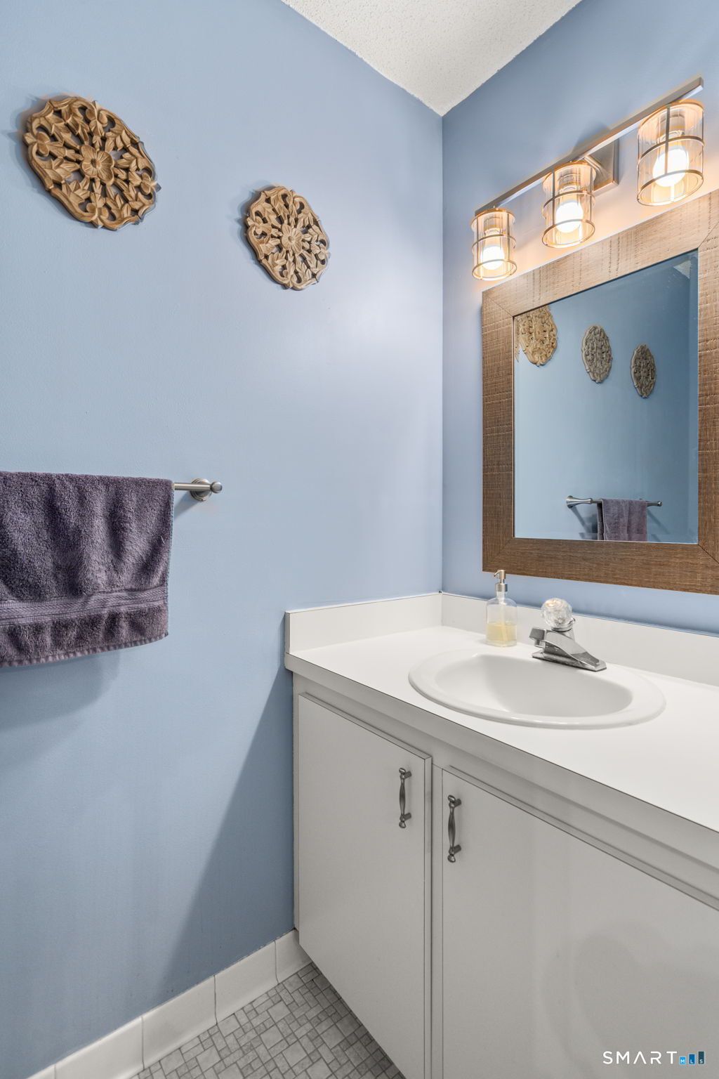 12 Wiggins Farm Drive Simsbury CT 06070