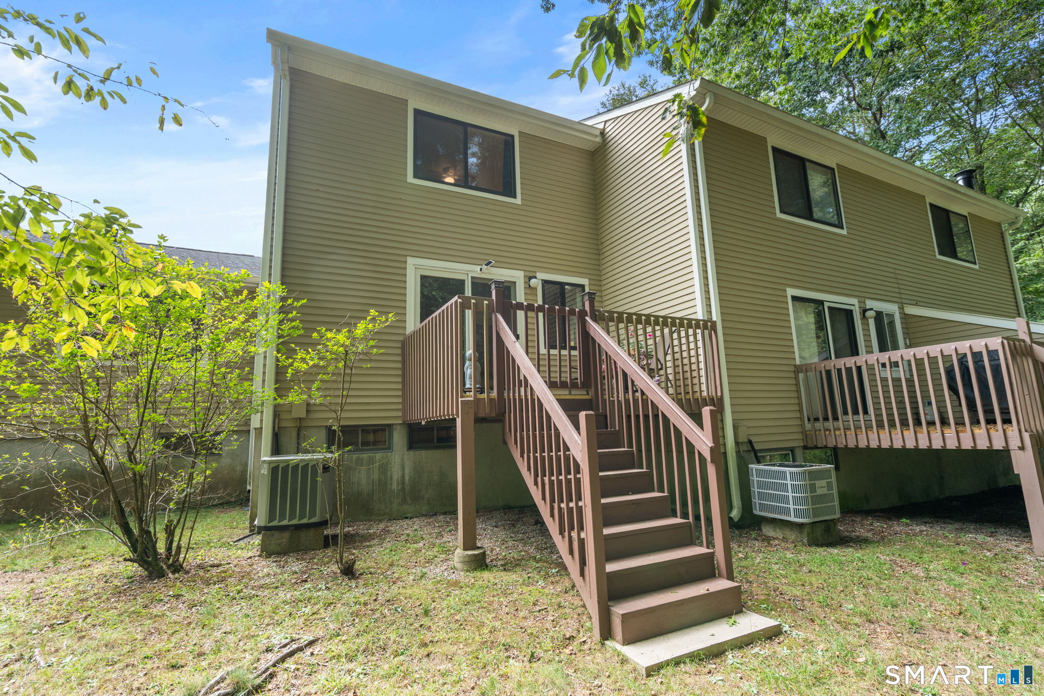 12 Wiggins Farm Drive Simsbury CT 06070