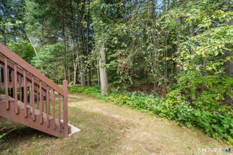 12 Wiggins Farm Drive Simsbury CT 06070