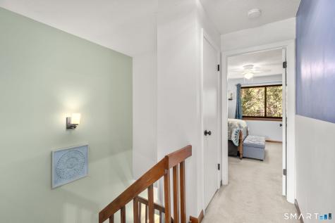 12 Wiggins Farm Drive Simsbury CT 06070