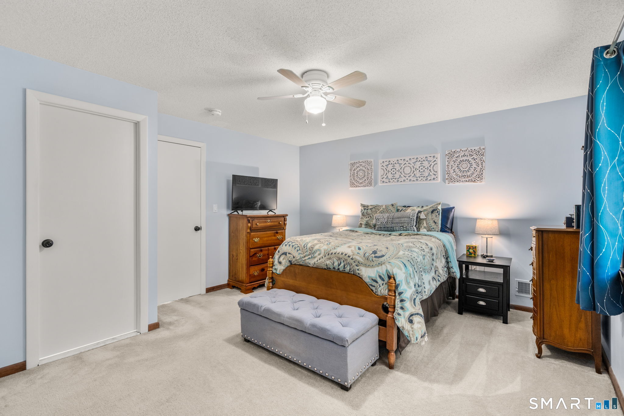 12 Wiggins Farm Drive Simsbury CT 06070