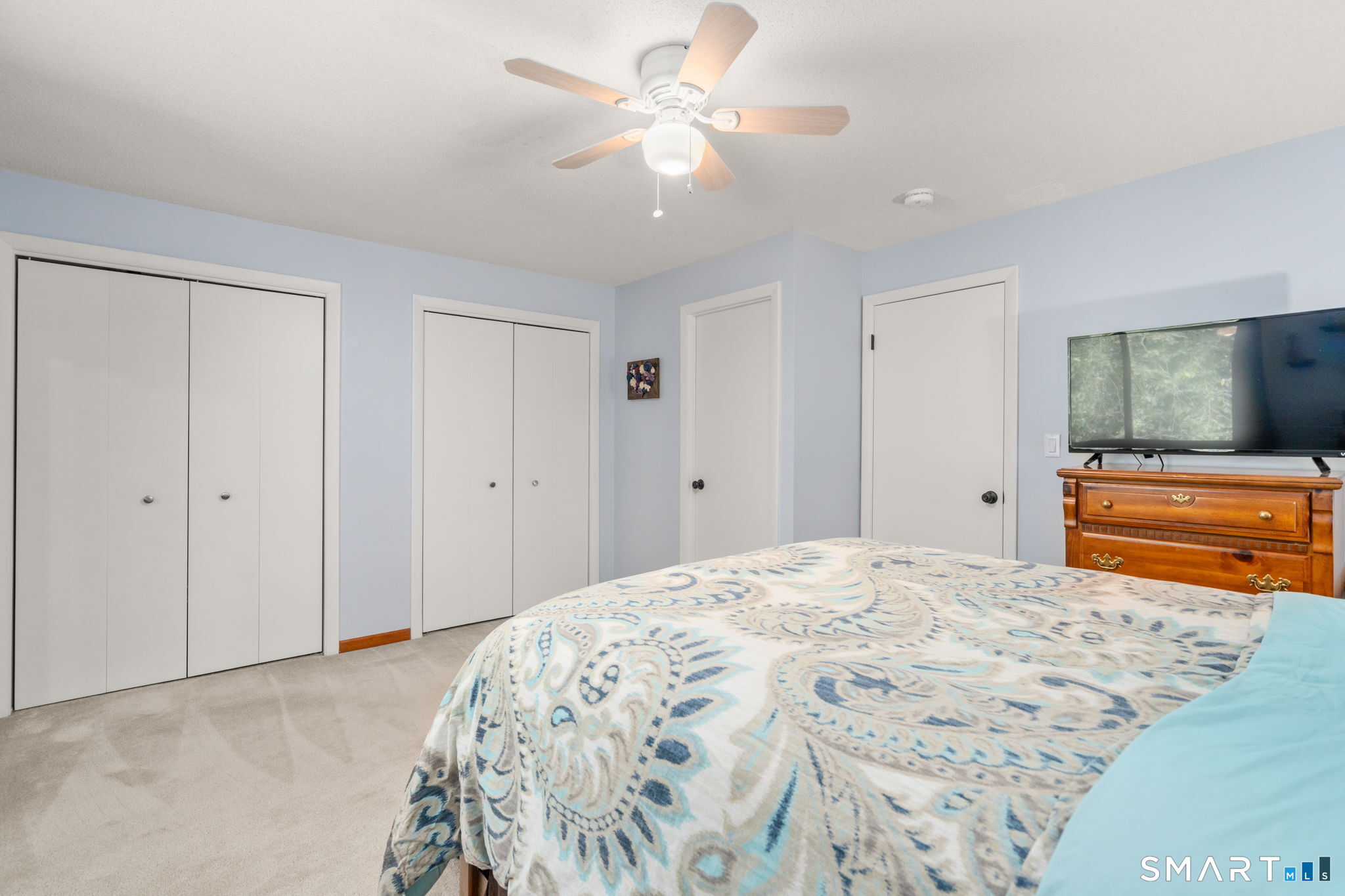 12 Wiggins Farm Drive Simsbury CT 06070
