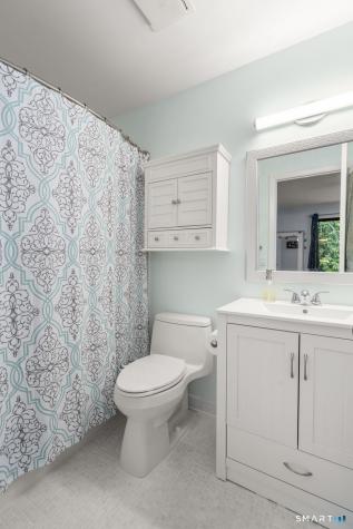 12 Wiggins Farm Drive Simsbury CT 06070