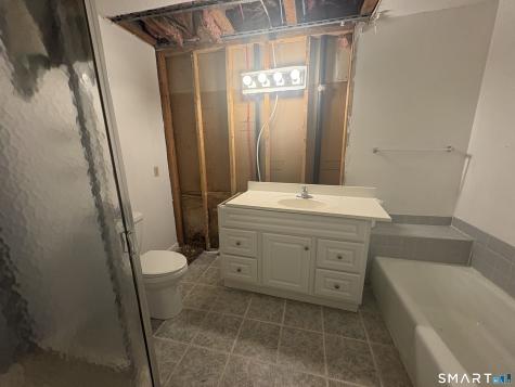 1 Mansfield Grove Road East Haven CT 06512