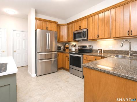 1985 West Street Southington CT 06489