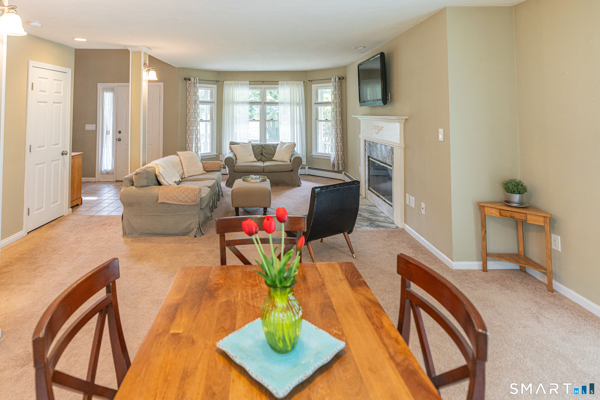 22 Arrowwood Circle South Windsor CT 06074
