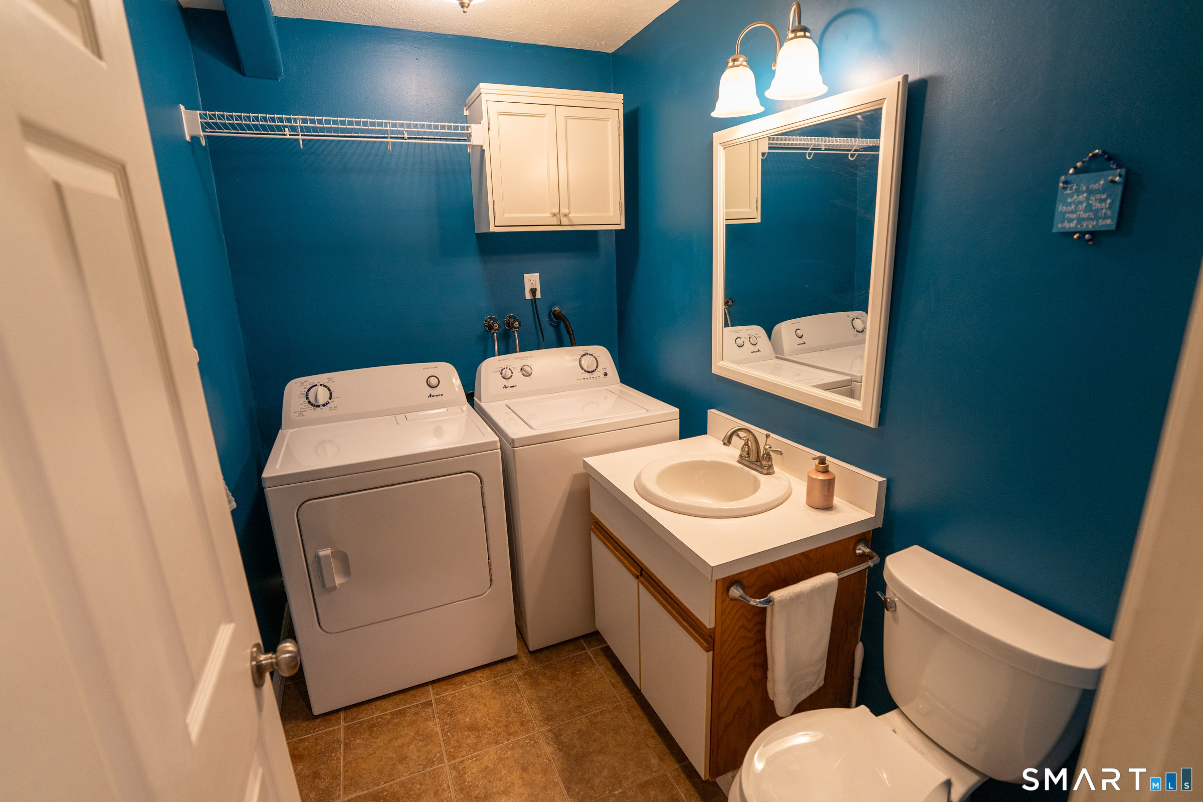 22 Arrowwood Circle South Windsor CT 06074