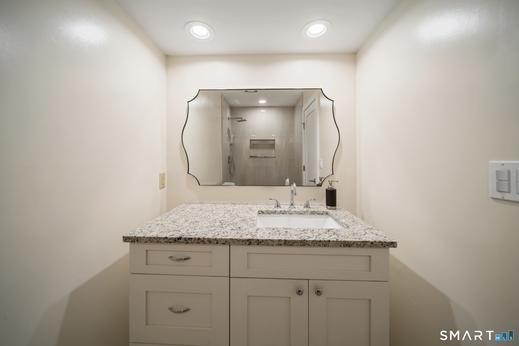 85 Heritage Village Southbury CT 06488