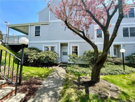 55 Mill Plain Road Danbury CT 06811
