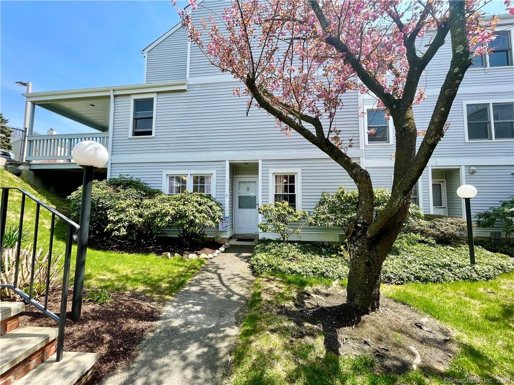 55 Mill Plain Road Danbury CT 06811