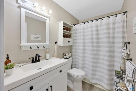26 Guiel Place Meriden CT 06450