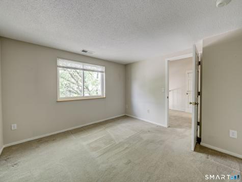 19 Sunridge Lane Cromwell CT 06416