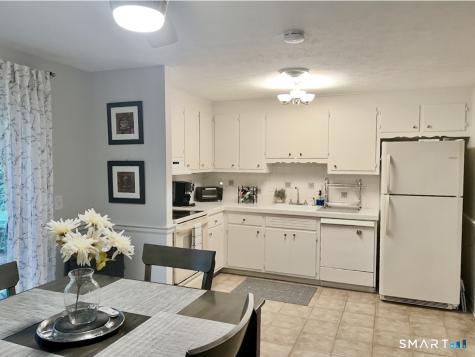 96 Coronado Drive Newington CT 06111