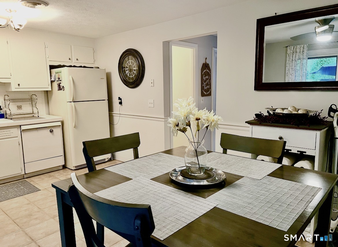 96 Coronado Drive Newington CT 06111