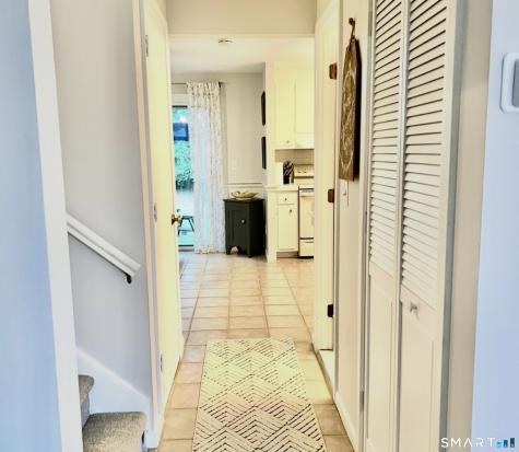 96 Coronado Drive Newington CT 06111