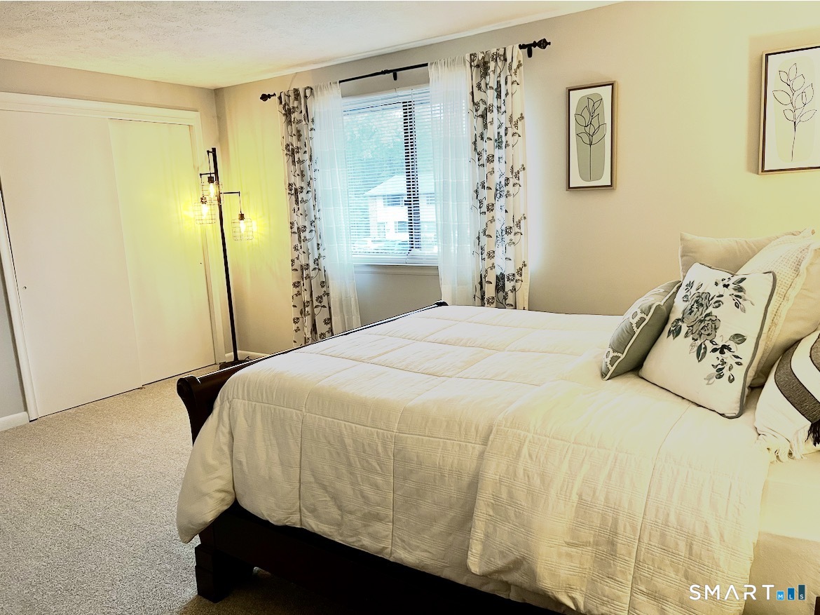 96 Coronado Drive Newington CT 06111