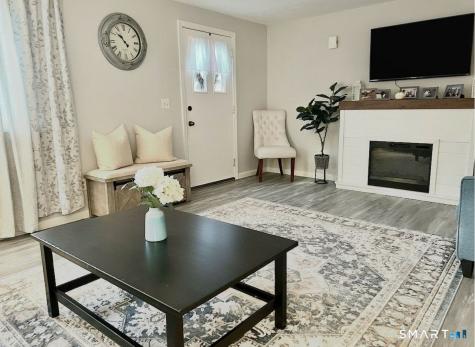 96 Coronado Drive Newington CT 06111