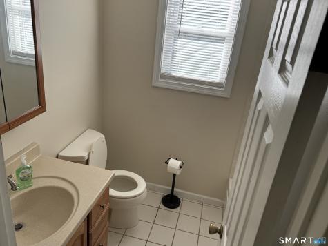 7 Bay Path Way Branford CT 06405