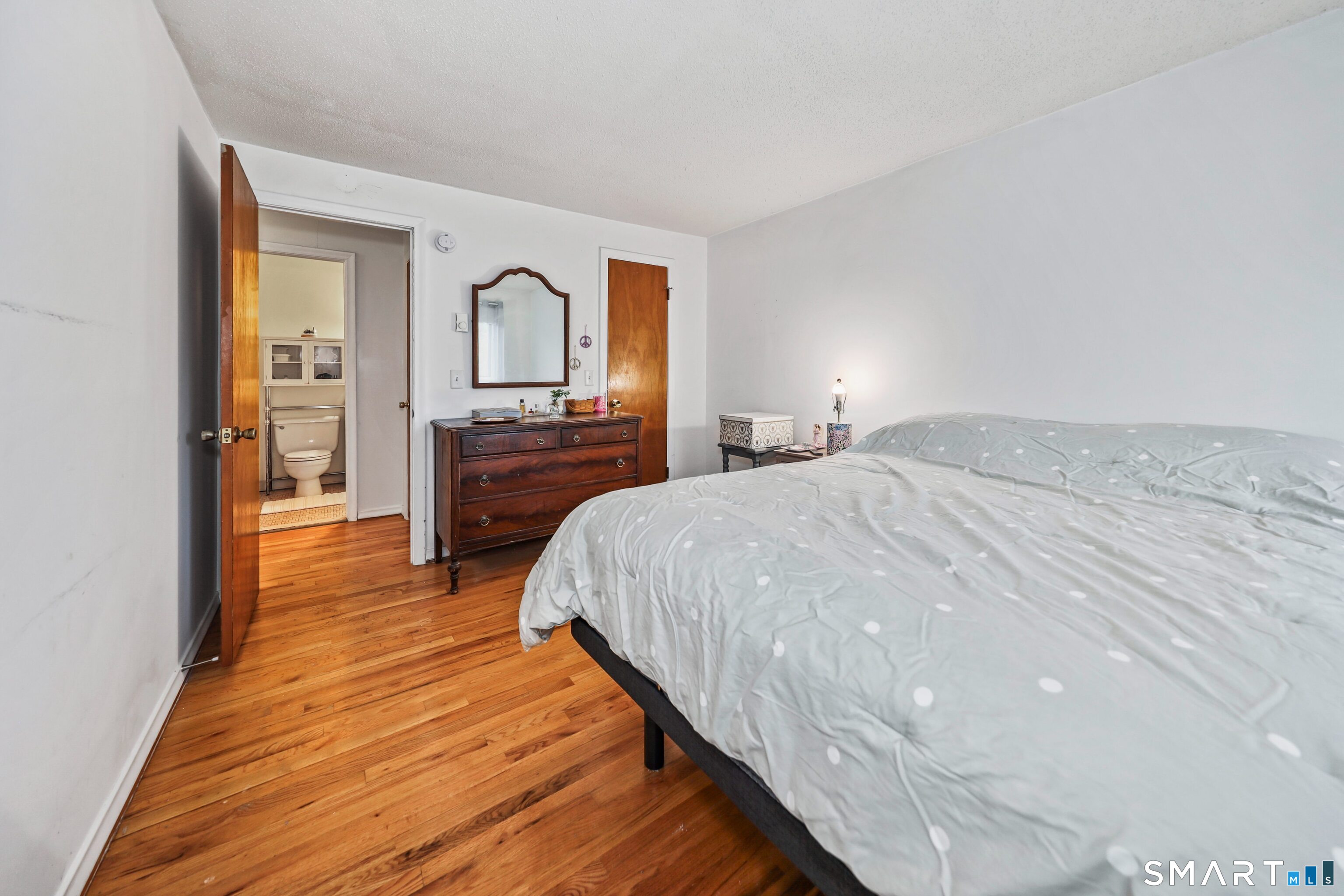 7 Sharon Lane Wethersfield CT 06109