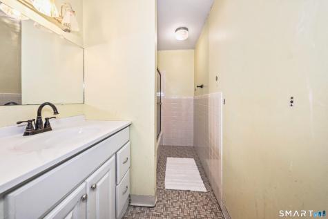 7 Sharon Lane Wethersfield CT 06109