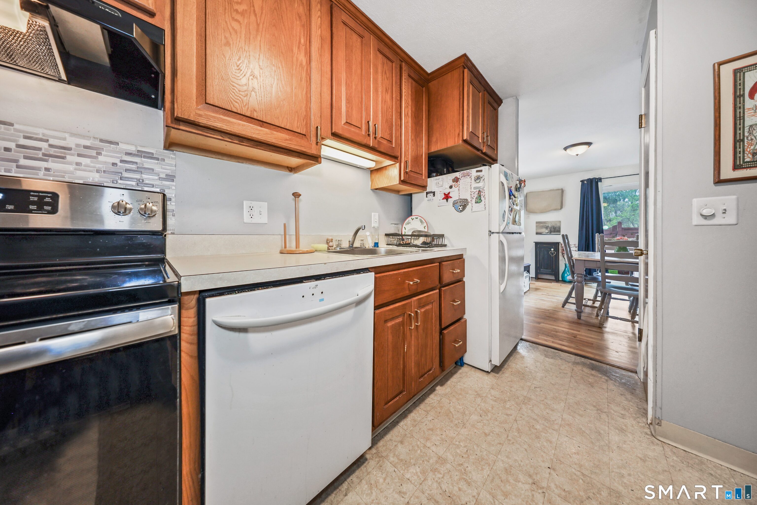 7 Sharon Lane Wethersfield CT 06109
