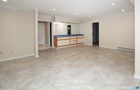 12 Boulevard Drive Danbury CT 06810