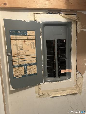 20 Harbour Village Branford CT 06405