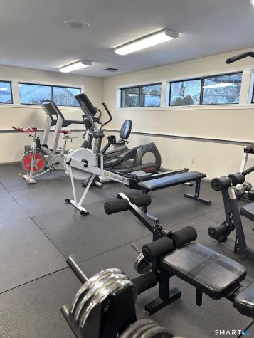 20 Harbour Village Branford CT 06405