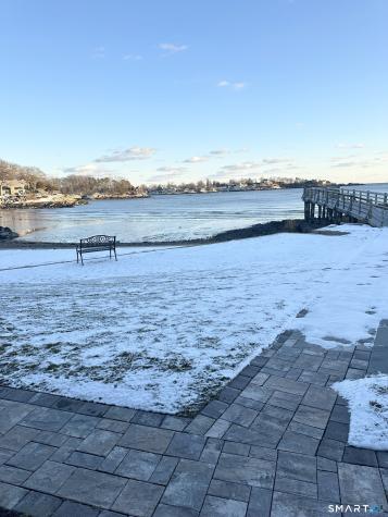 20 Harbour Village Branford CT 06405