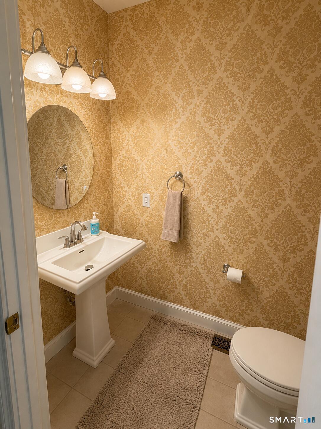 52 Faith Lane Danbury CT 06810