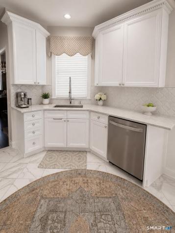 52 Faith Lane Danbury CT 06810