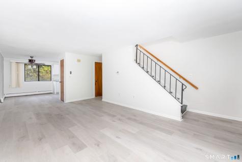 518 Blackstone Village Meriden CT 06450