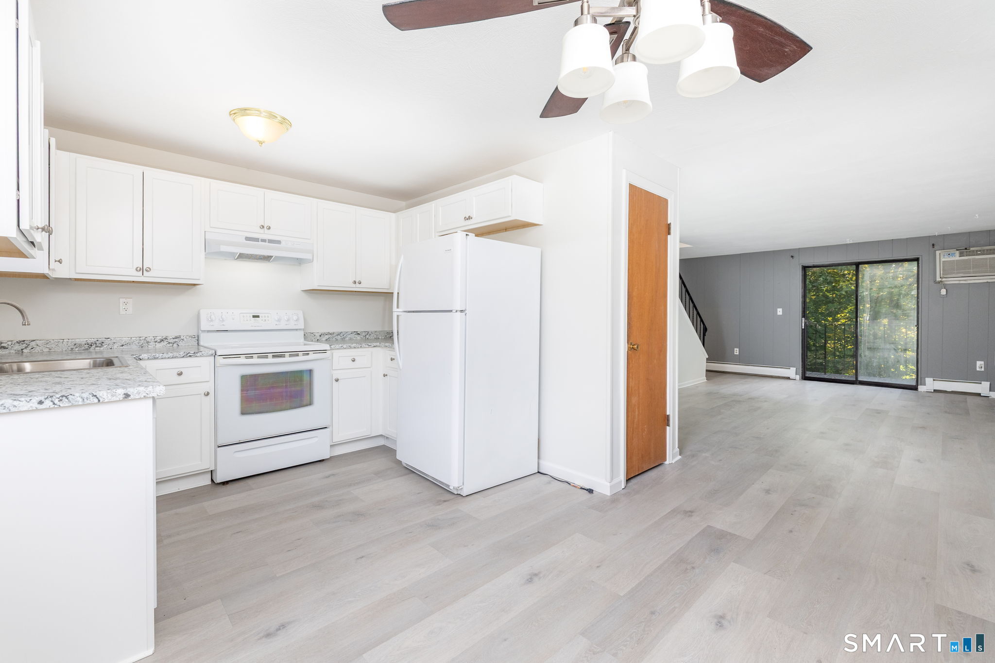 518 Blackstone Village Meriden CT 06450