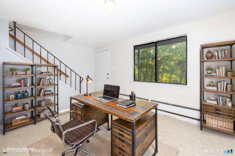 518 Blackstone Village Meriden CT 06450