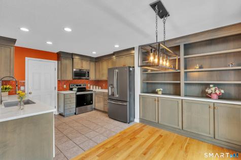 36 Primrose Lane Suffield CT 06078