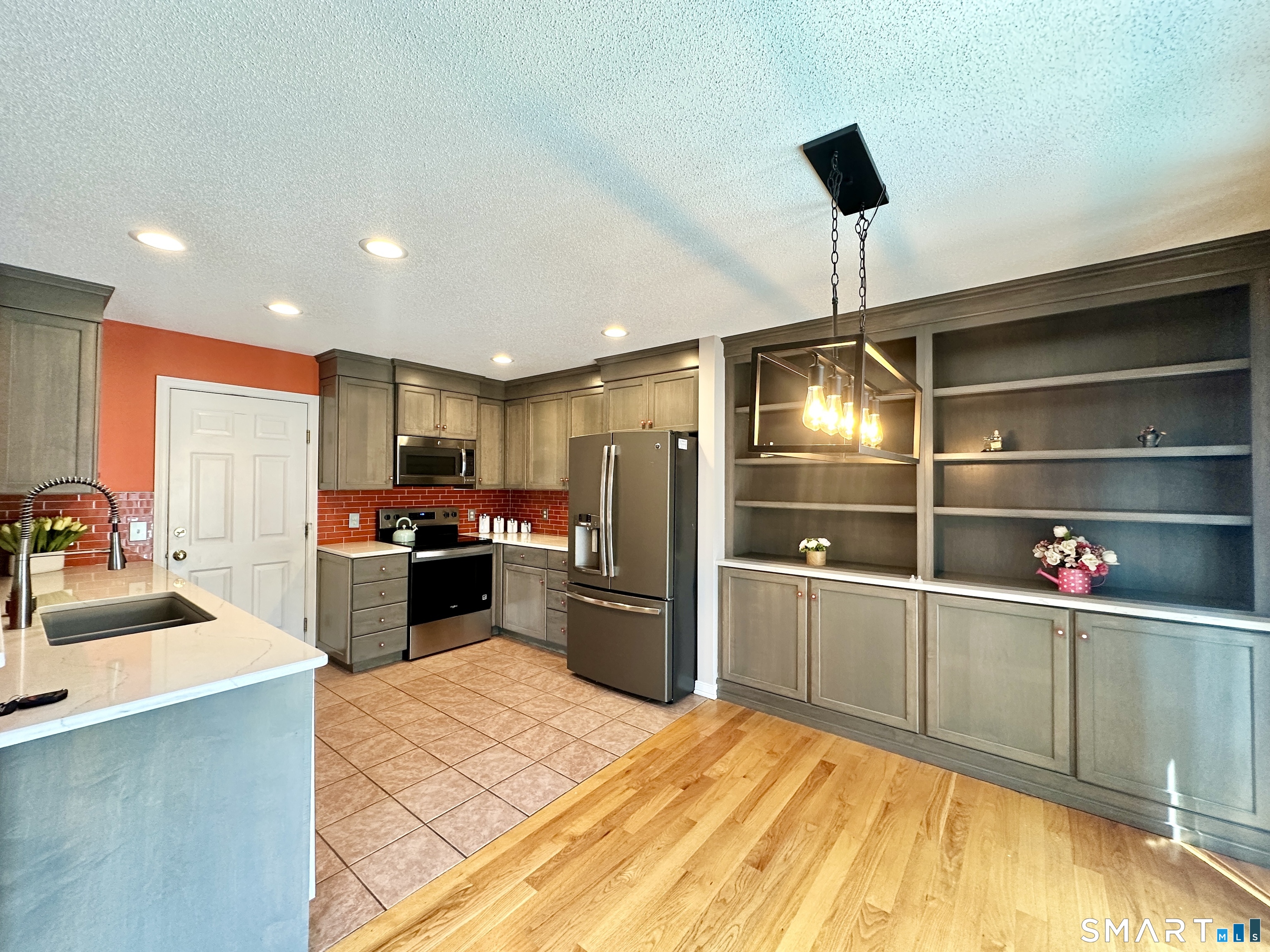 36 Primrose Lane Suffield CT 06078