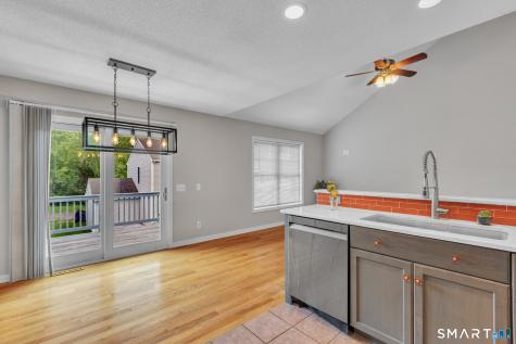 36 Primrose Lane Suffield CT 06078