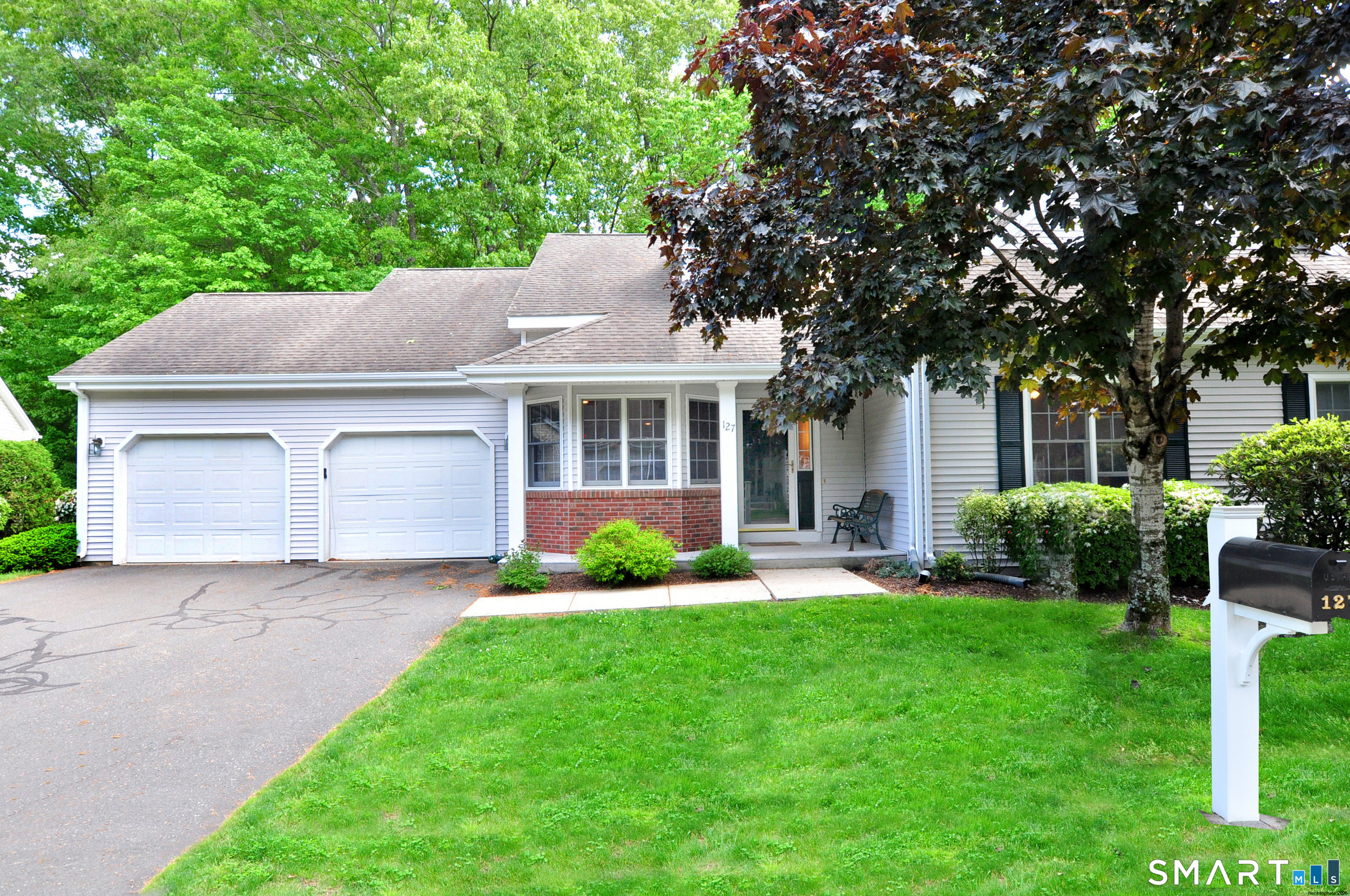 127 Kings Way Windsor CT 06095